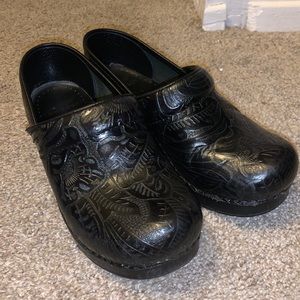 dansko shoes. Very new